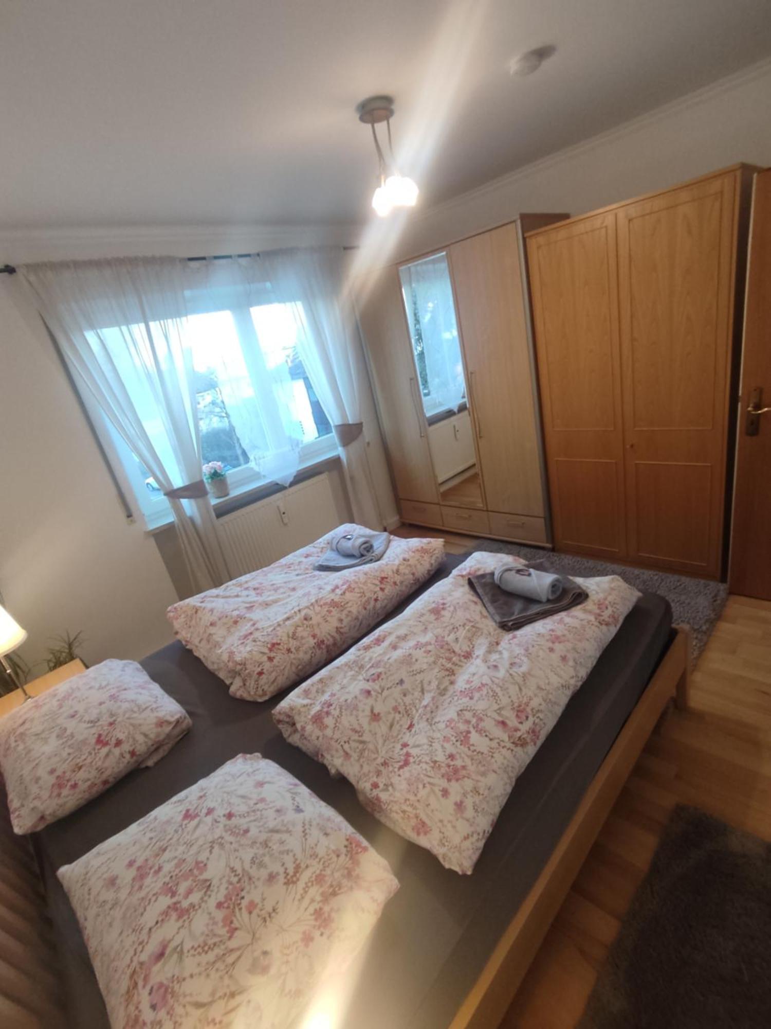 Ferienwohnung Sonnenfeld Фрайласинг Екстериор снимка